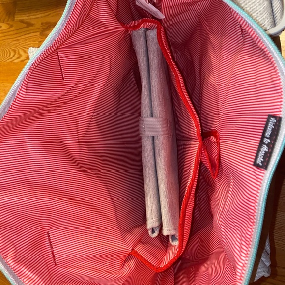 herschel diaper bag - Picture 2 of 3